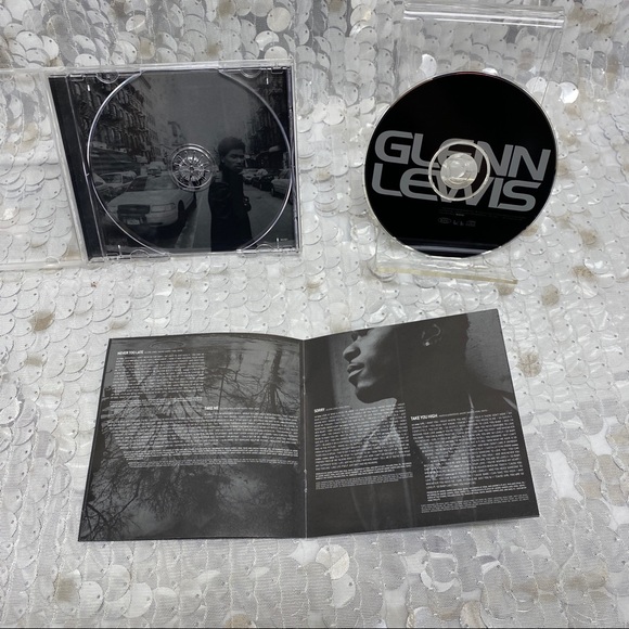 Glenn Lewis - World Outside My Window - Picture 10 of 11